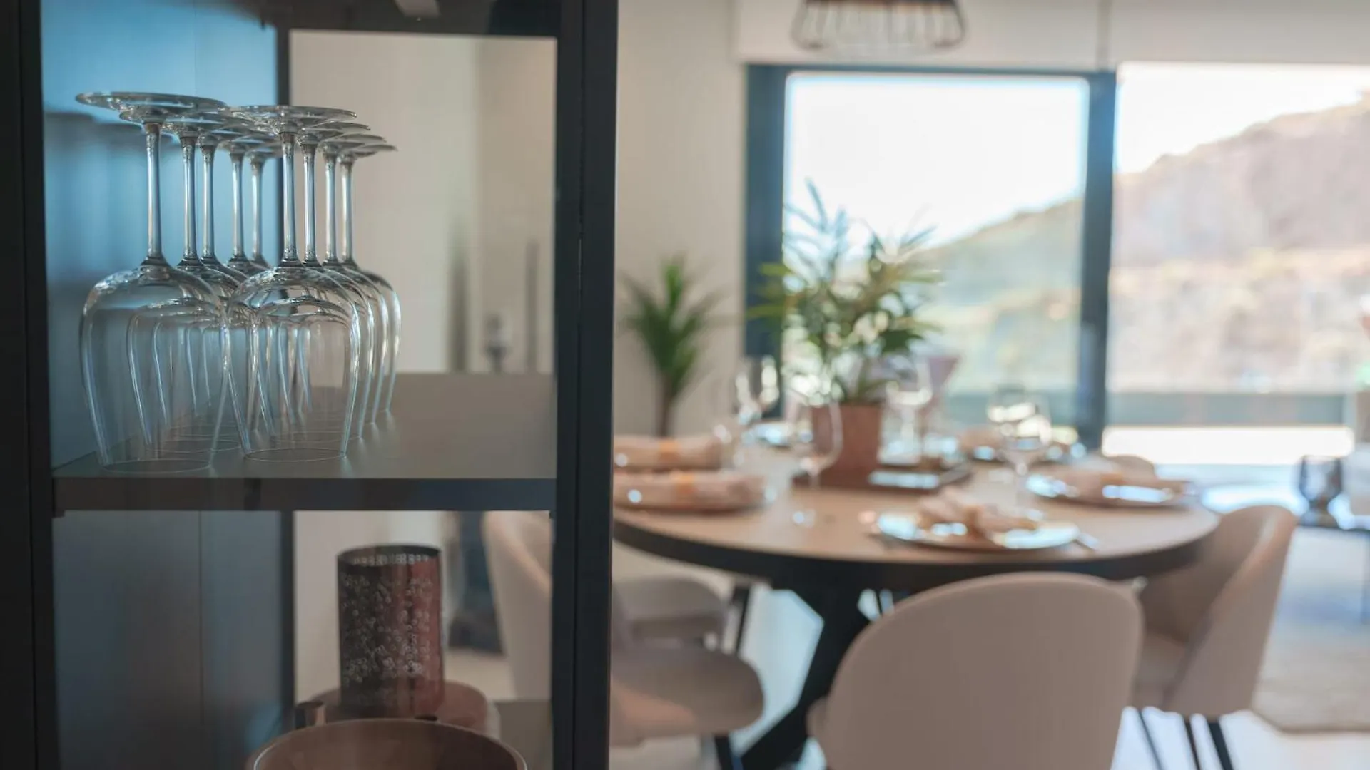 Stunning Modern Apartment In Middel Views Higueron Fuengirola
